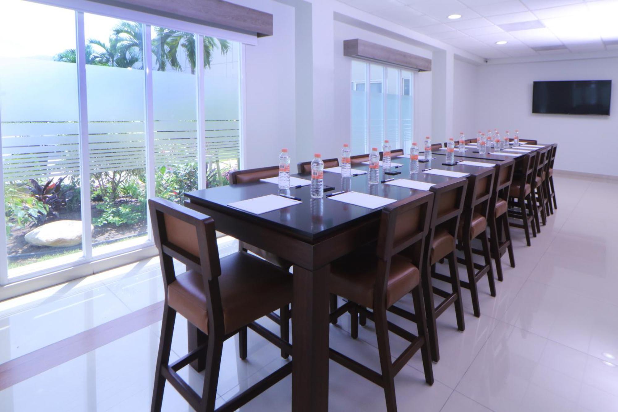 Holiday Inn Express Manzanillo By Ihg Luaran gambar
